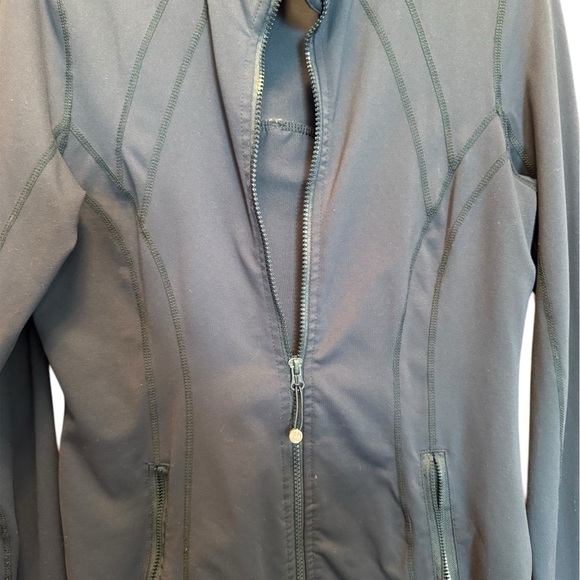 90 Degree By Reflex Blue Performance Jacket with Fitted Silhouette - Picture 7 of 15